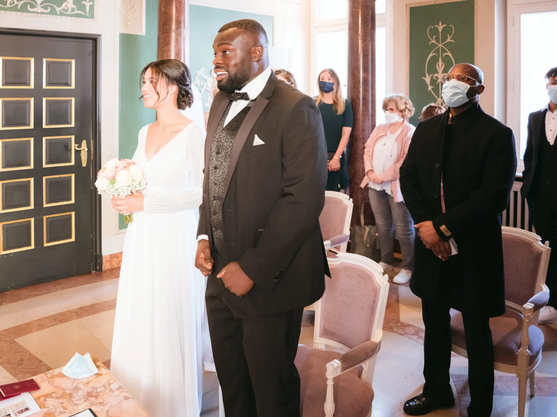 Intime Trauung im Standesamt während der Pandemie