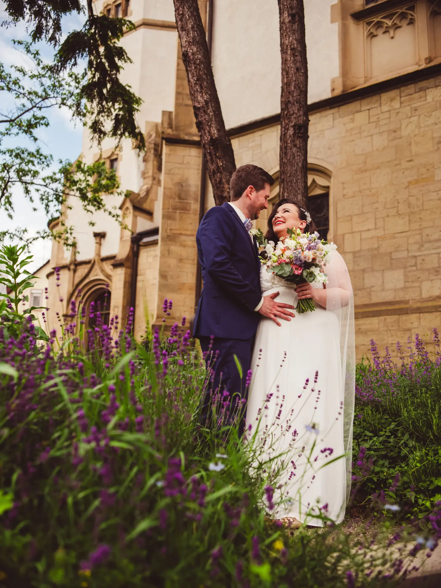 Braut bei den Vorbereitungen